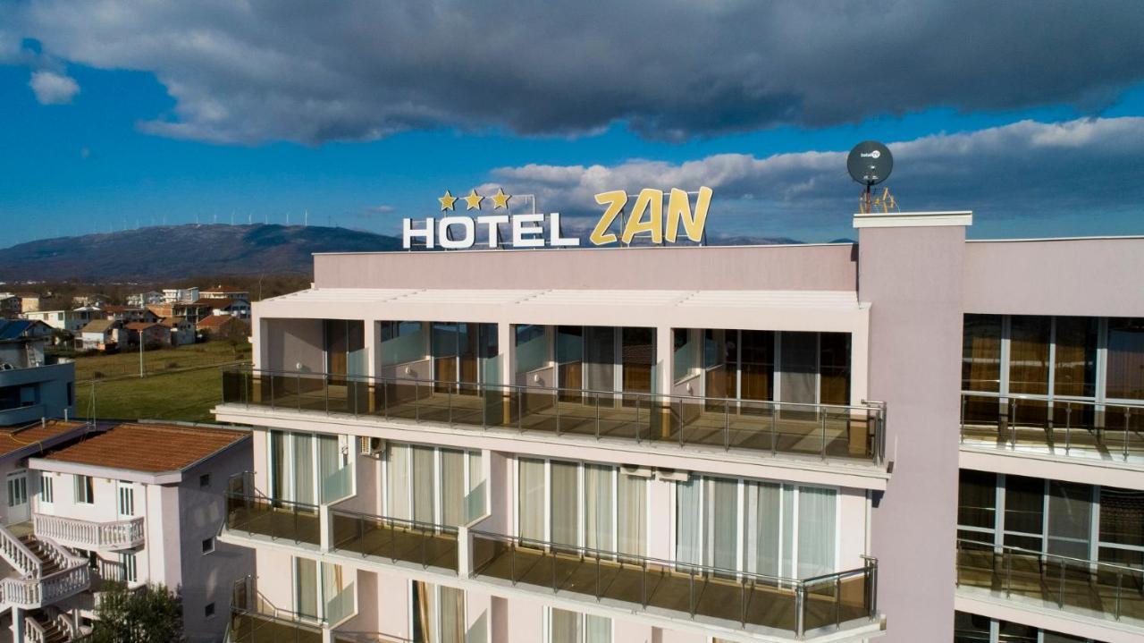 Hotel Zan Улцинь Екстер'єр фото